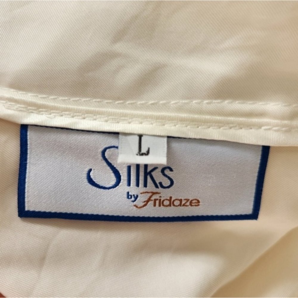 SOLD Vintage Silks by Fridaze White Silk Blend Button Up Lagenlook Blouse Size L - Picture 9 of 13